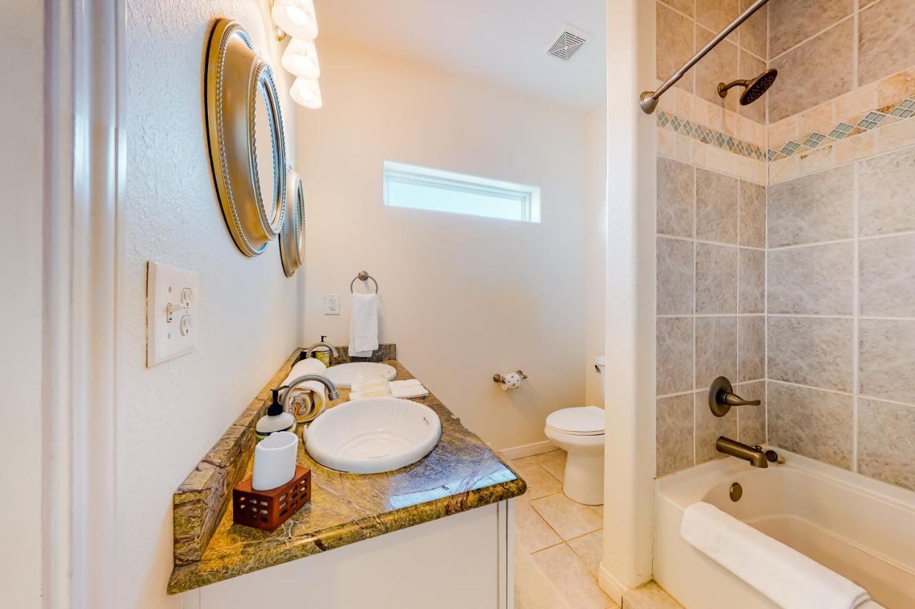 4 Palms Villa Bolivar Peninsula Екстериор снимка